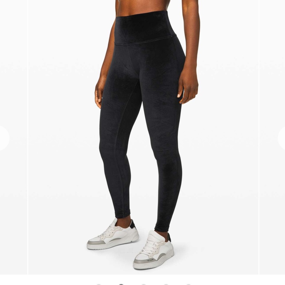 Like New Lululemon Wunder Lounge High Rise velvet tight